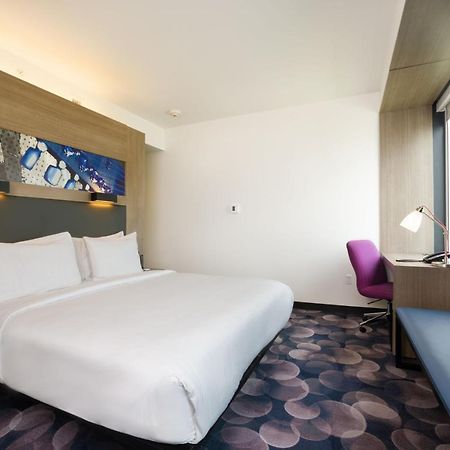 Hotel Aloft Austin Airport Extérieur photo