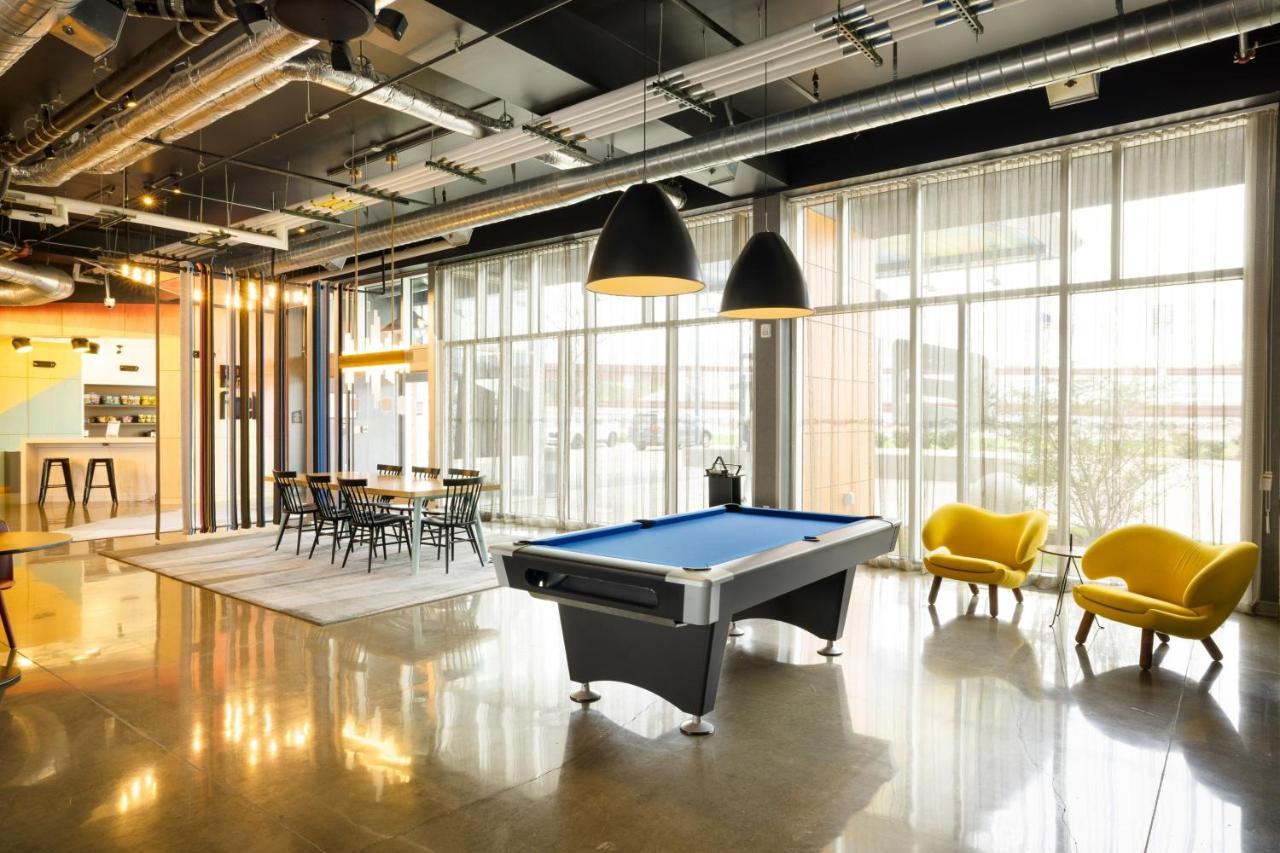 Hotel Aloft Austin Airport Extérieur photo