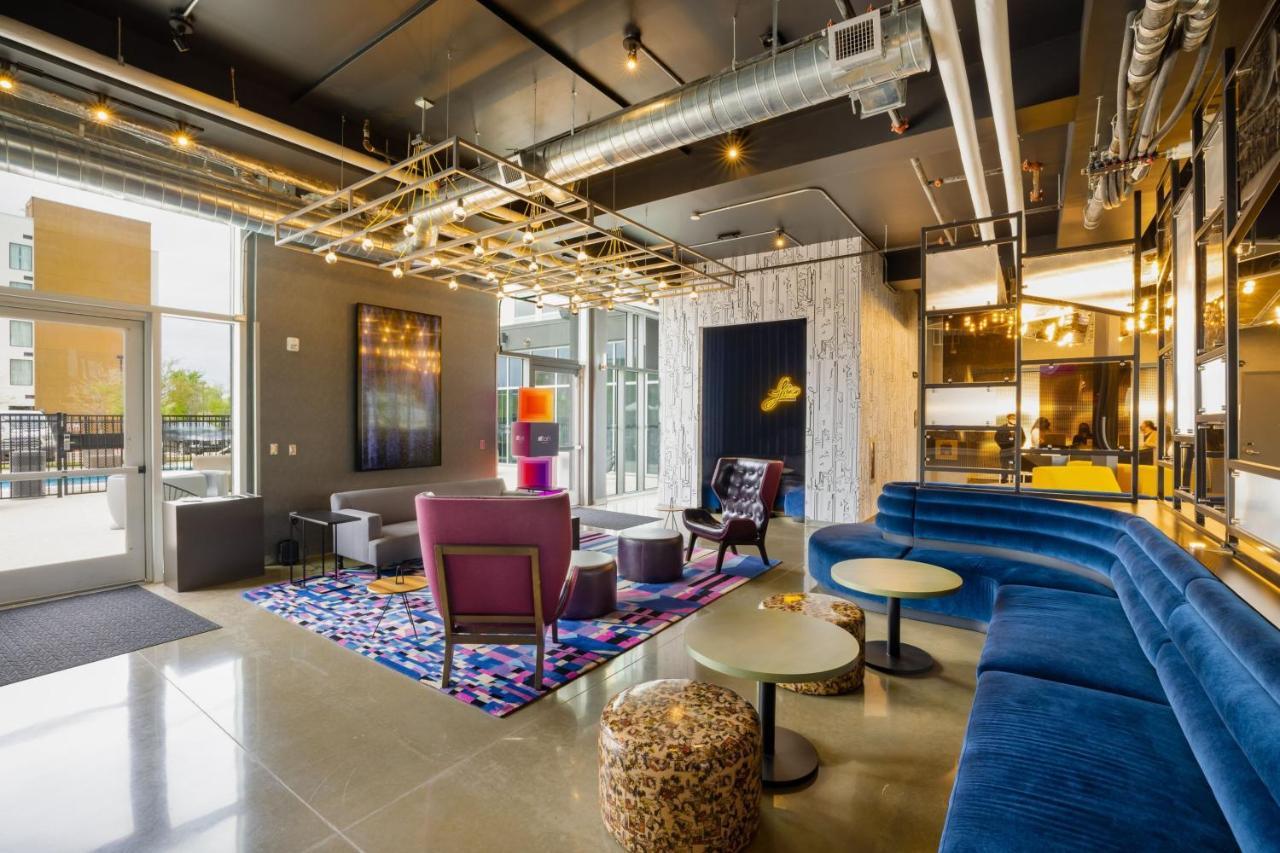 Hotel Aloft Austin Airport Extérieur photo