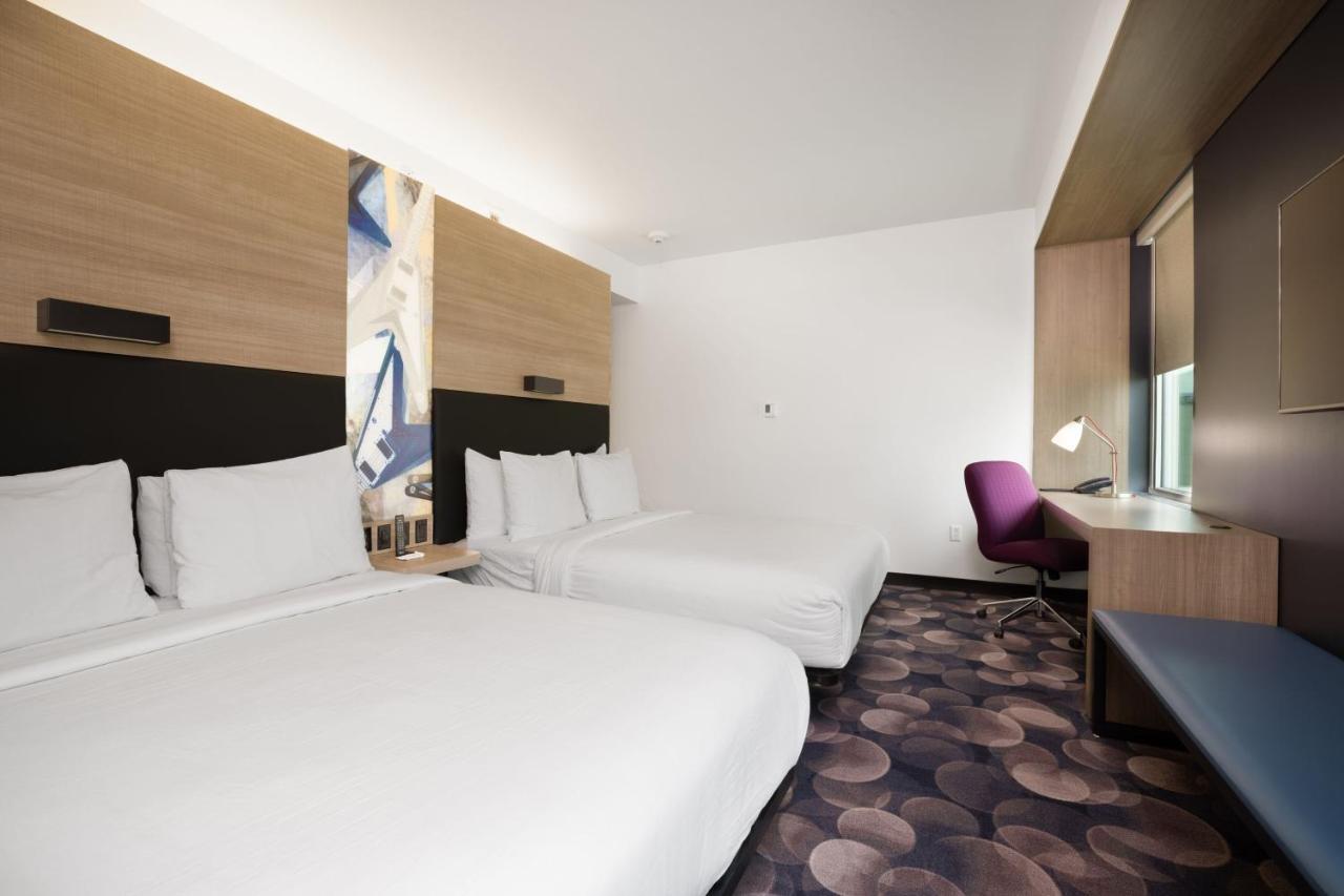 Hotel Aloft Austin Airport Extérieur photo